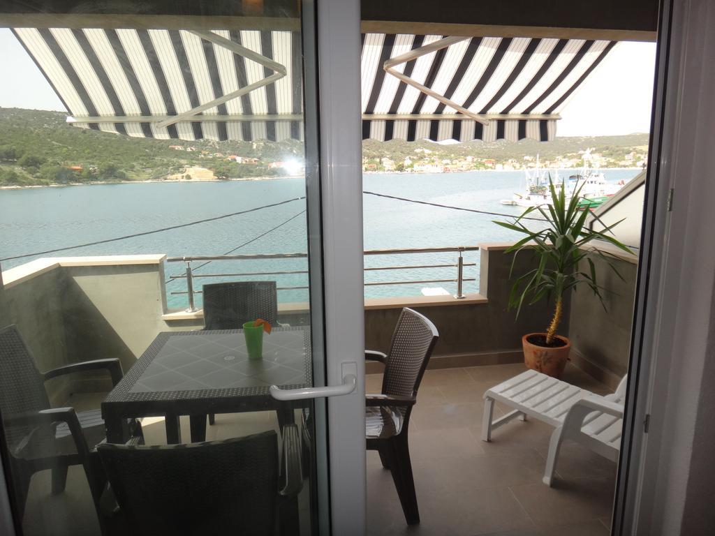 Apartments Selina Vinišće Pokoj fotografie
